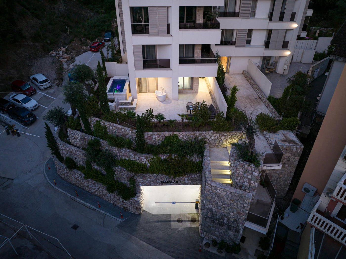 Квартира, 603 м², 275 000$ — FAKTOR