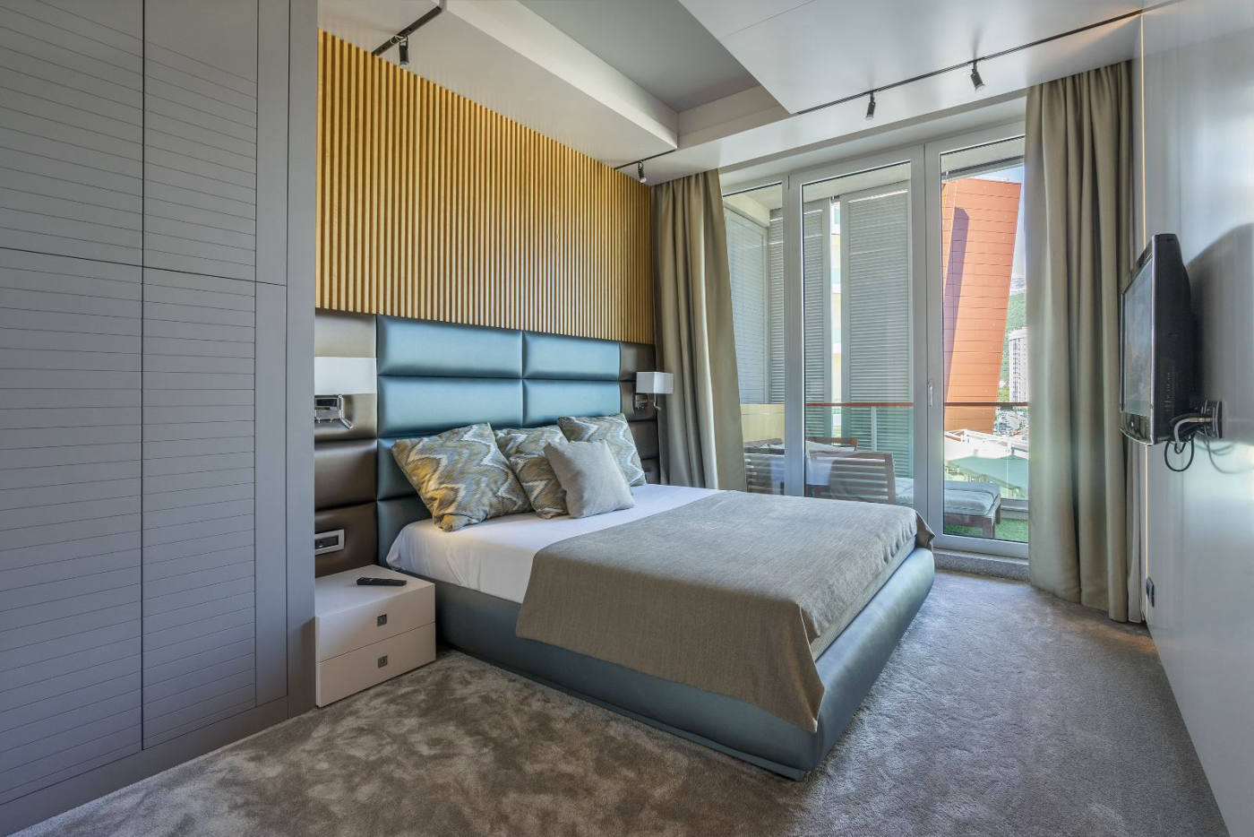 Квартира, 915 м², 475 000$ — FAKTOR