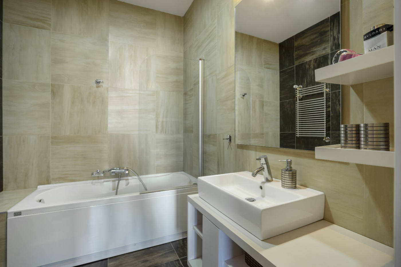 Квартира, 915 м², 475 000$ — FAKTOR