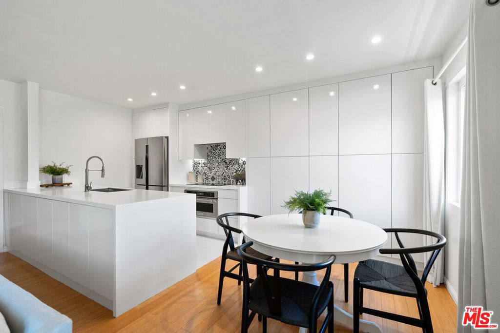 Квартира, 662 м², 749 000$ — FAKTOR