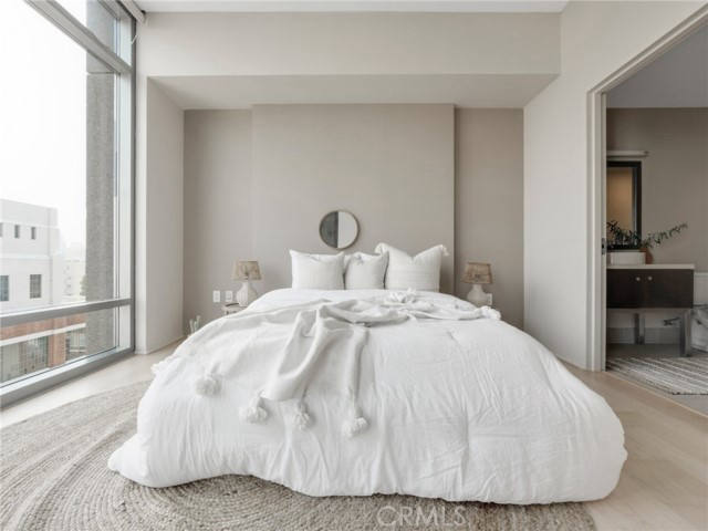 Квартира, 1689 м², 1 539 999$ — FAKTOR