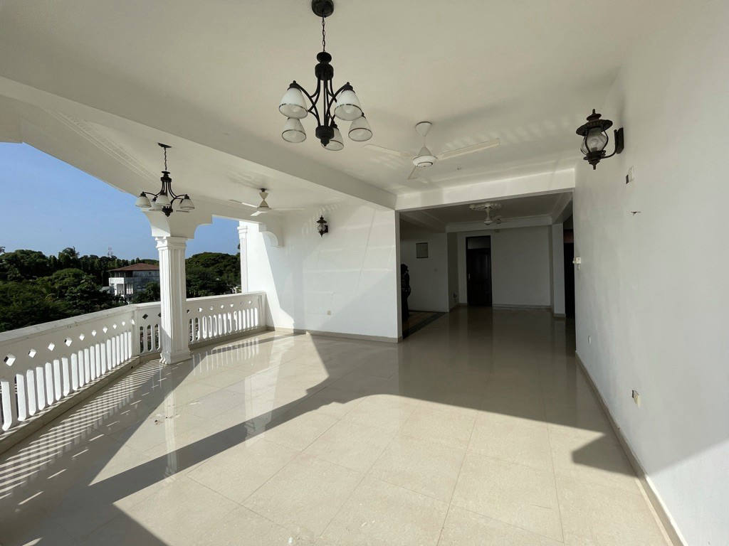 Комерційна нерухомість, 26910 м², 2 250 000$ — FAKTOR