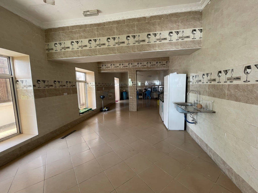 Комерційна нерухомість, 26910 м², 2 250 000$ — FAKTOR