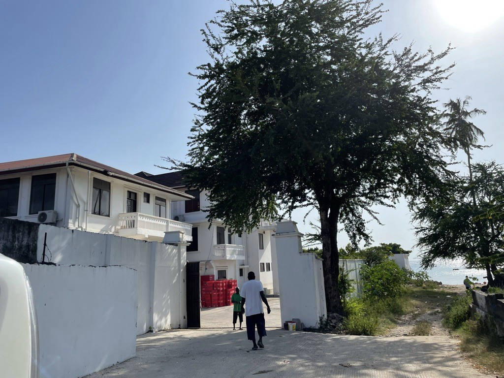 Комерційна нерухомість, 26910 м², 2 250 000$ — FAKTOR