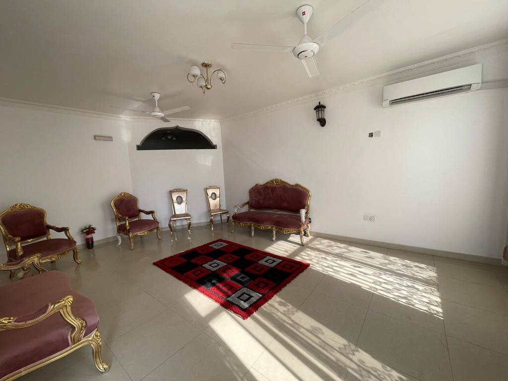 Комерційна нерухомість, 26910 м², 2 250 000$ — FAKTOR
