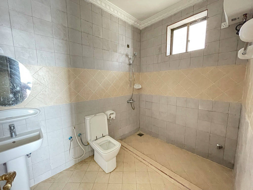 Комерційна нерухомість, 26910 м², 2 250 000$ — FAKTOR