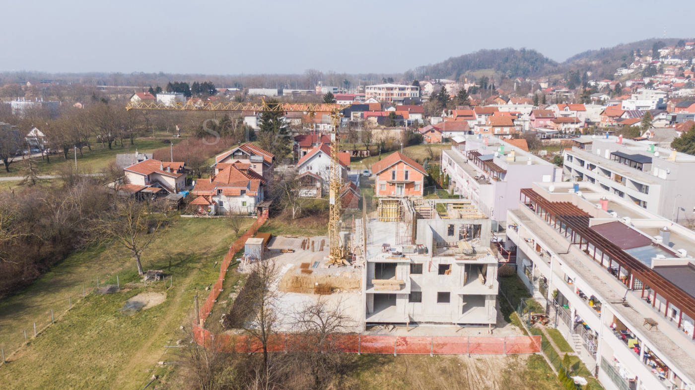 Квартира, 1001 м², 230 542$ — FAKTOR