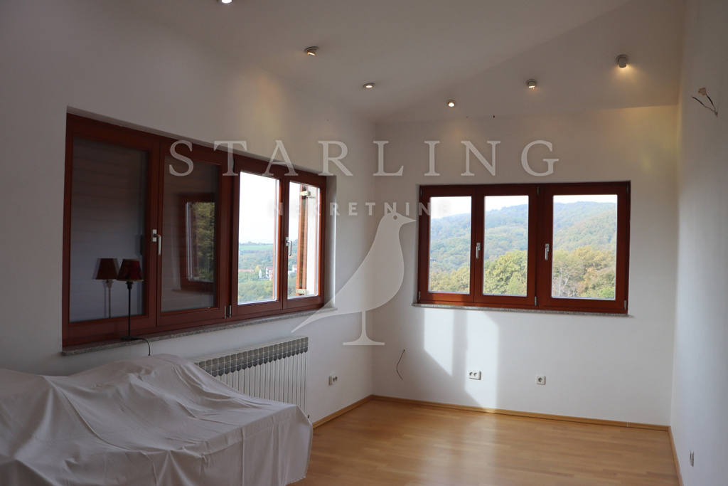 Квартира, 1023 м², 160 440$ — FAKTOR
