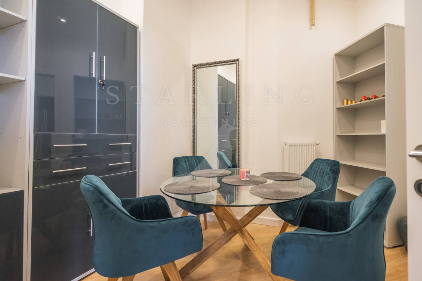 Квартира, 409 м², 121 722$ — FAKTOR