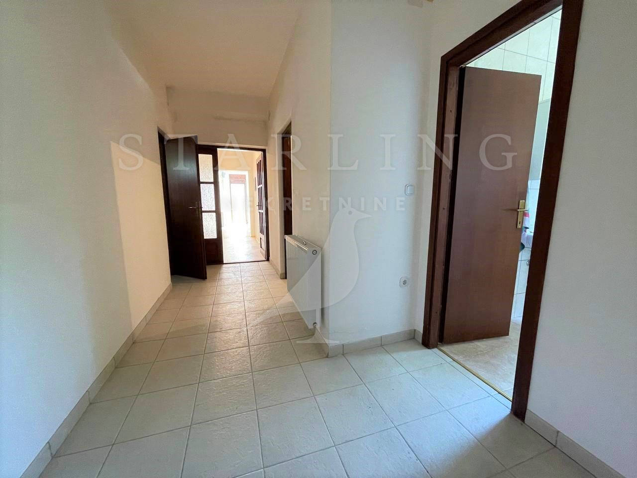 Квартира, 1109 м², 199 346$ — FAKTOR