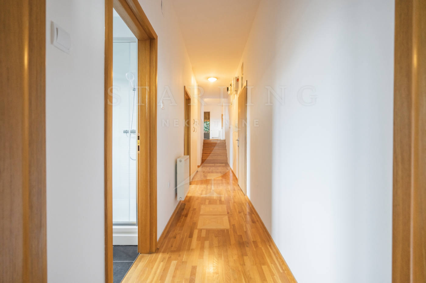 Квартира, 883 м², 226 756$ — FAKTOR