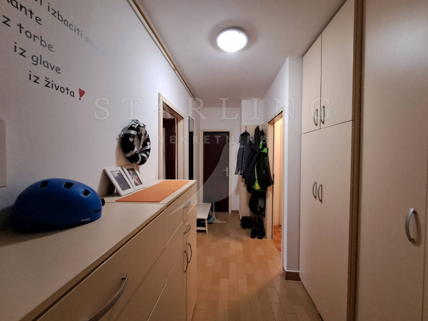 Квартира, 937 м², 190 082$ — FAKTOR