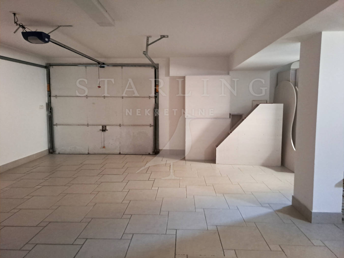 Квартира, 1163 м², 219 268$ — FAKTOR