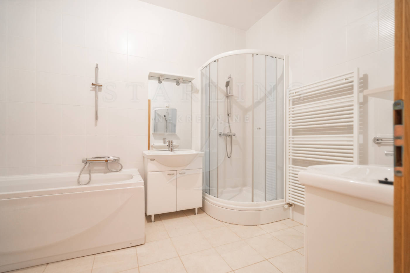 Квартира, 1131 м², 286 386$ — FAKTOR