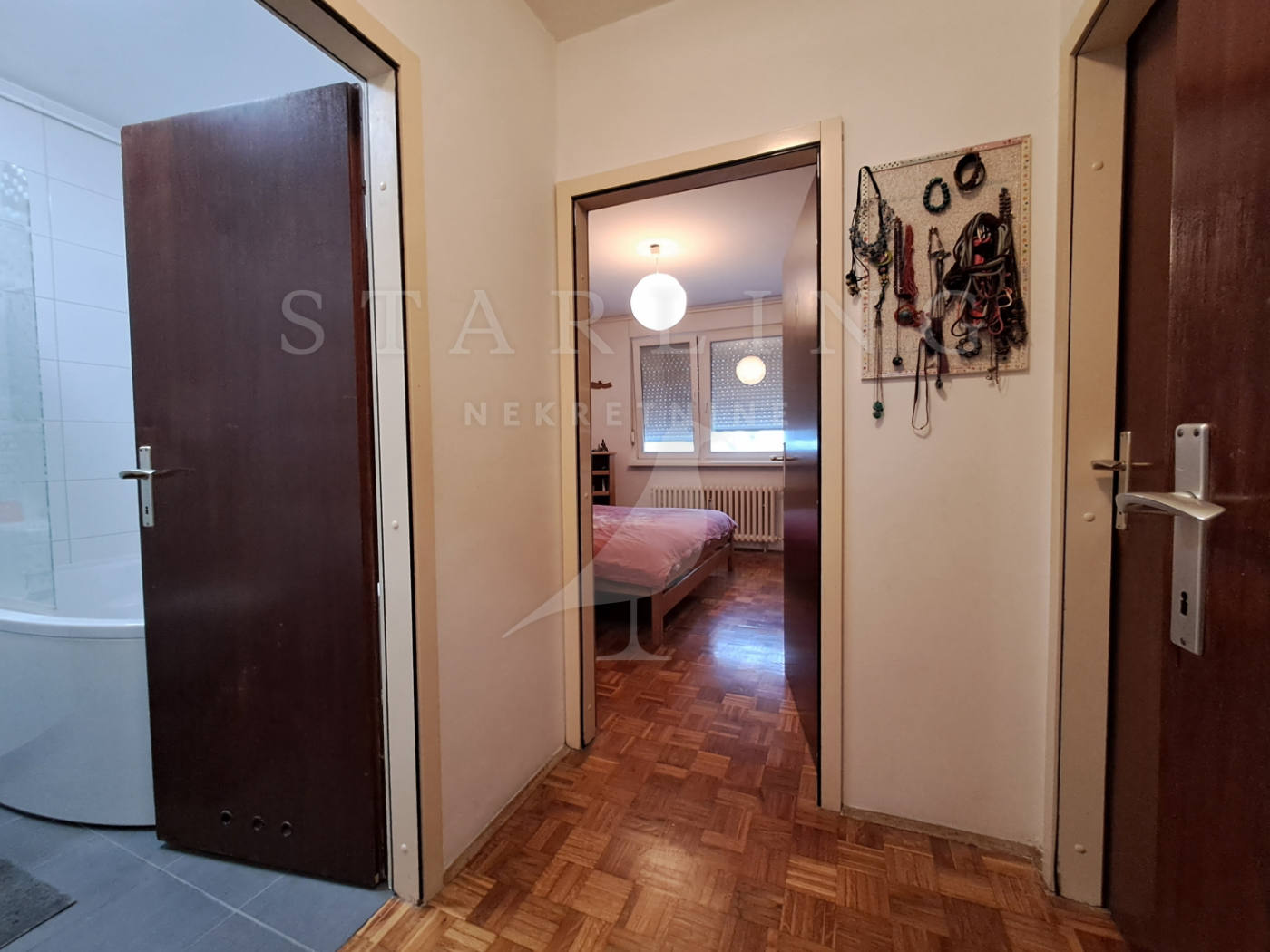 Квартира, 937 м², 190 082$ — FAKTOR