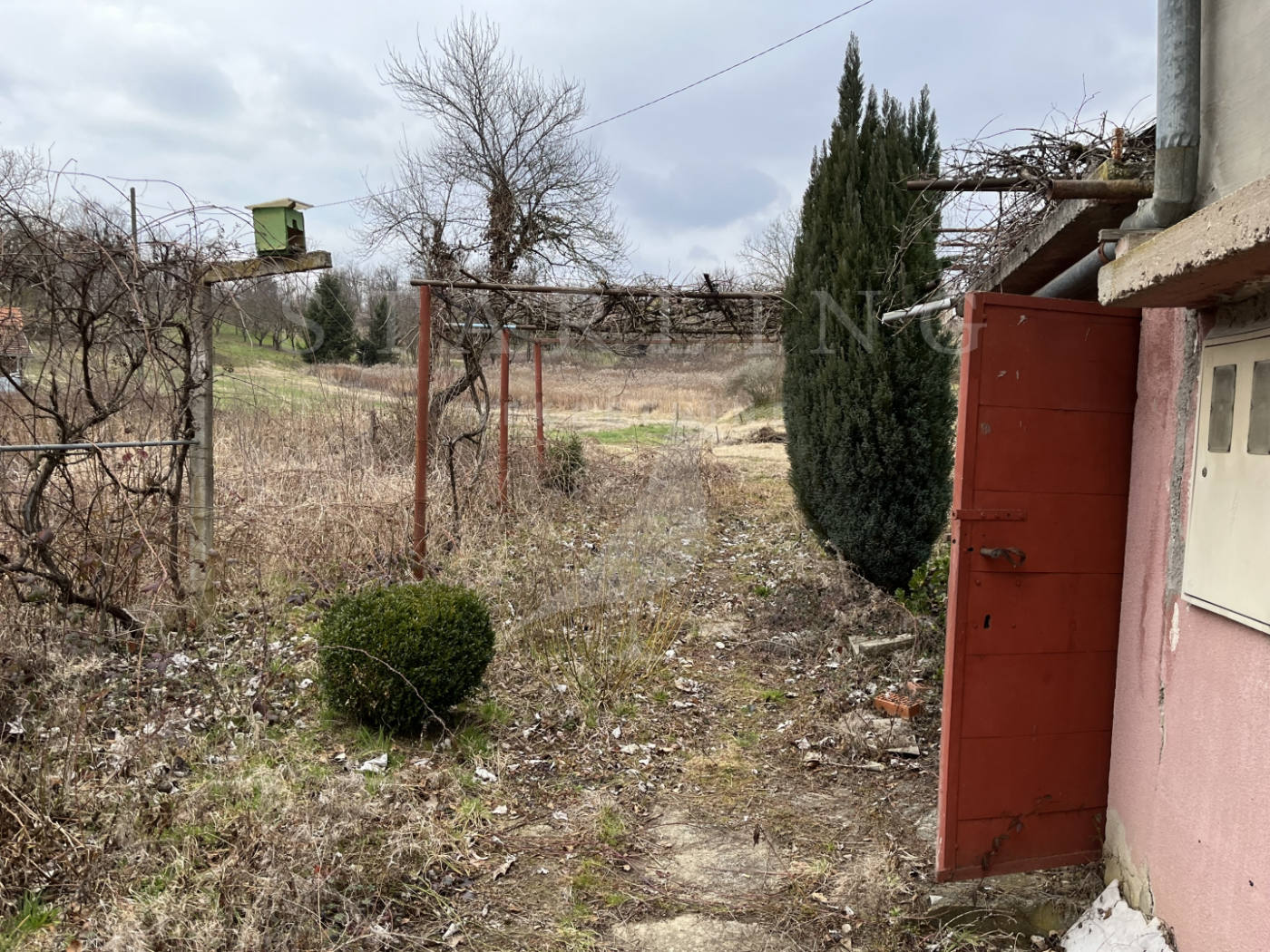 Дом, 592 м², 20 320$ — FAKTOR
