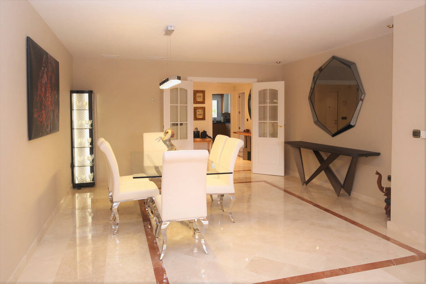 Квартира, 2508 м², 1 617 792$ — FAKTOR