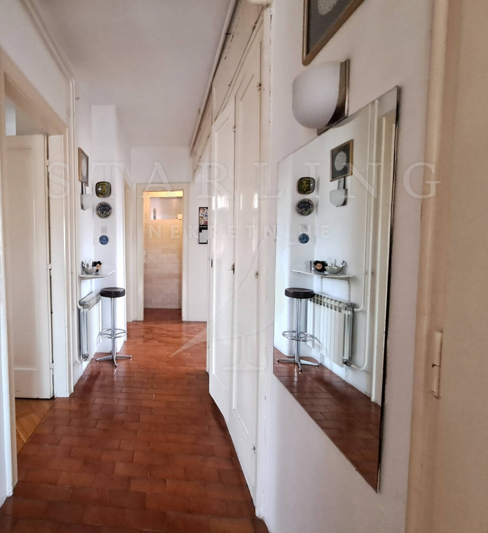 Квартира, 1184 м², 402 785$ — FAKTOR