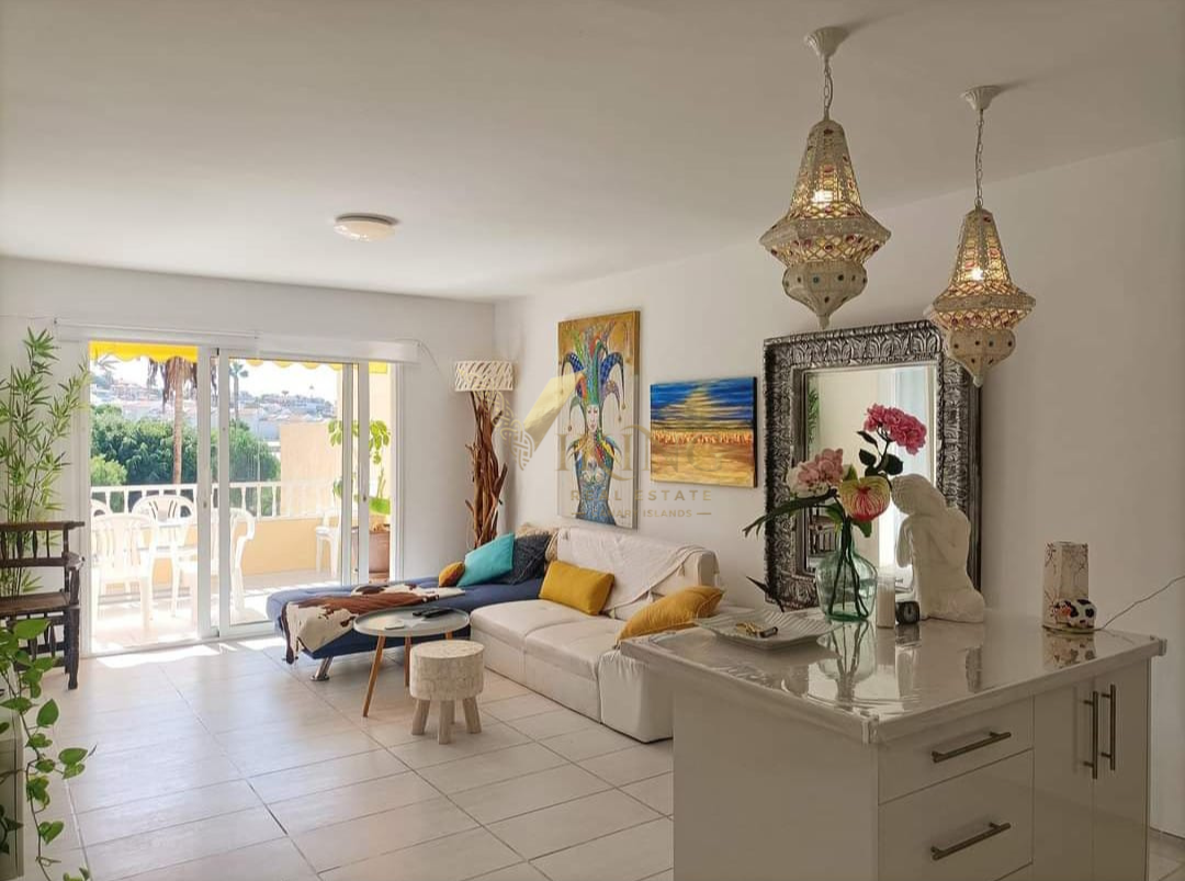 Квартира, 861 м², 295 000$ — FAKTOR