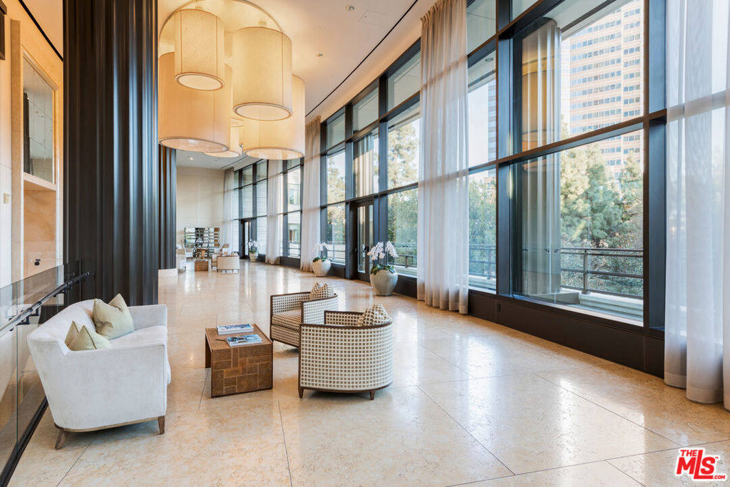 Квартира, 4450 м², 13 995 000$ — FAKTOR