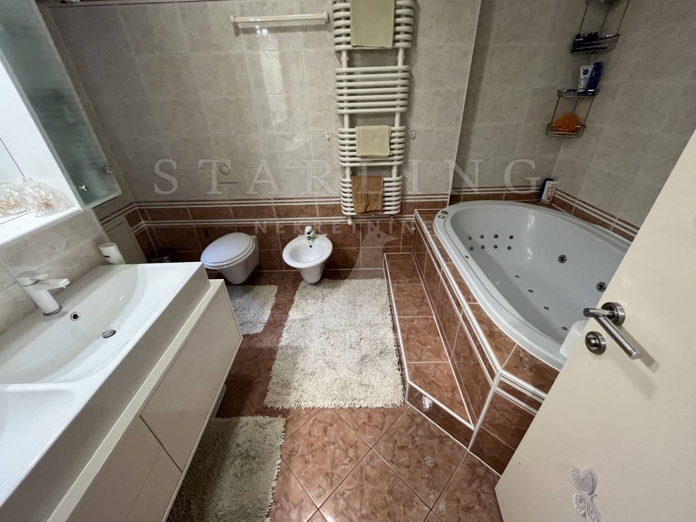 Квартира, 1174 м², 346 897$ — FAKTOR