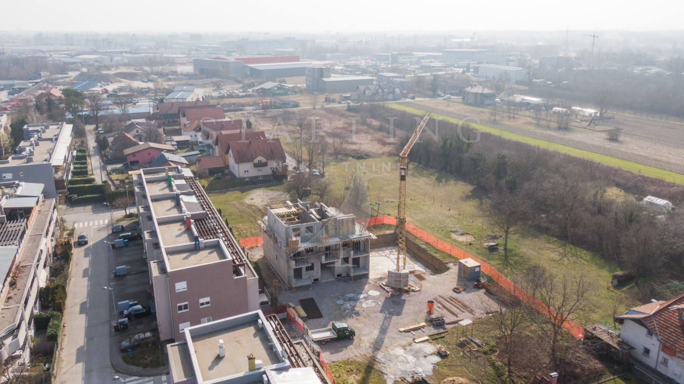 Квартира, 883 м², 204 043$ — FAKTOR