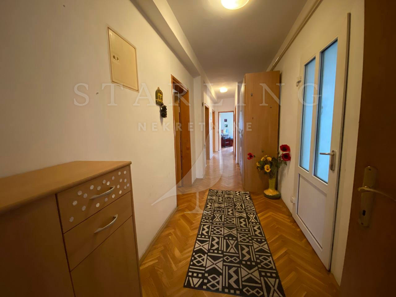 Квартира, 1357 м², 278 655$ — FAKTOR