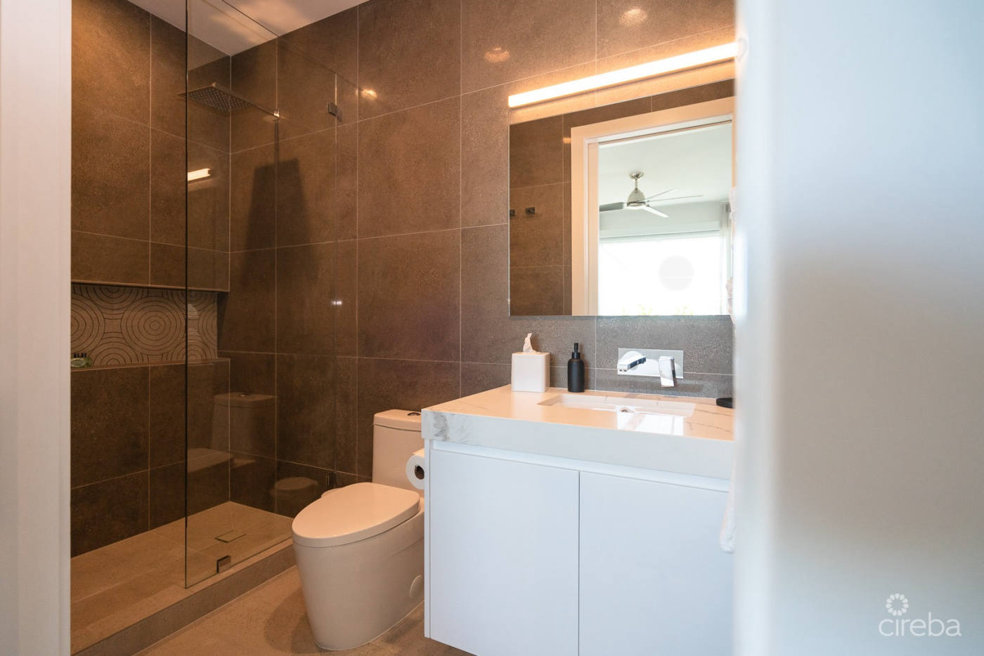 Квартира, 2316 м², 3 100 000$ — FAKTOR