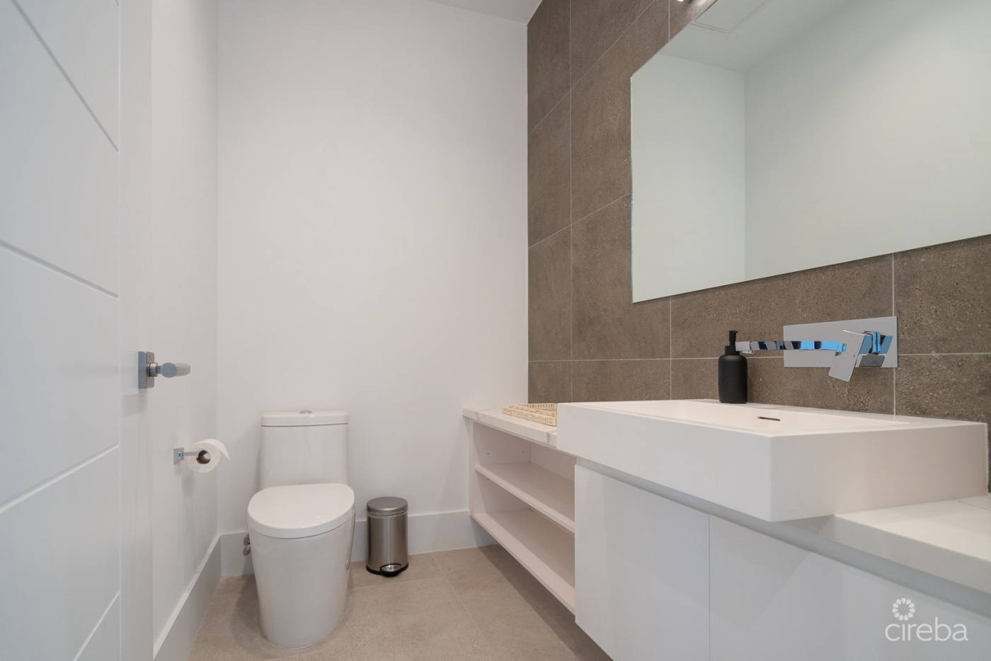 Квартира, 2316 м², 3 100 000$ — FAKTOR