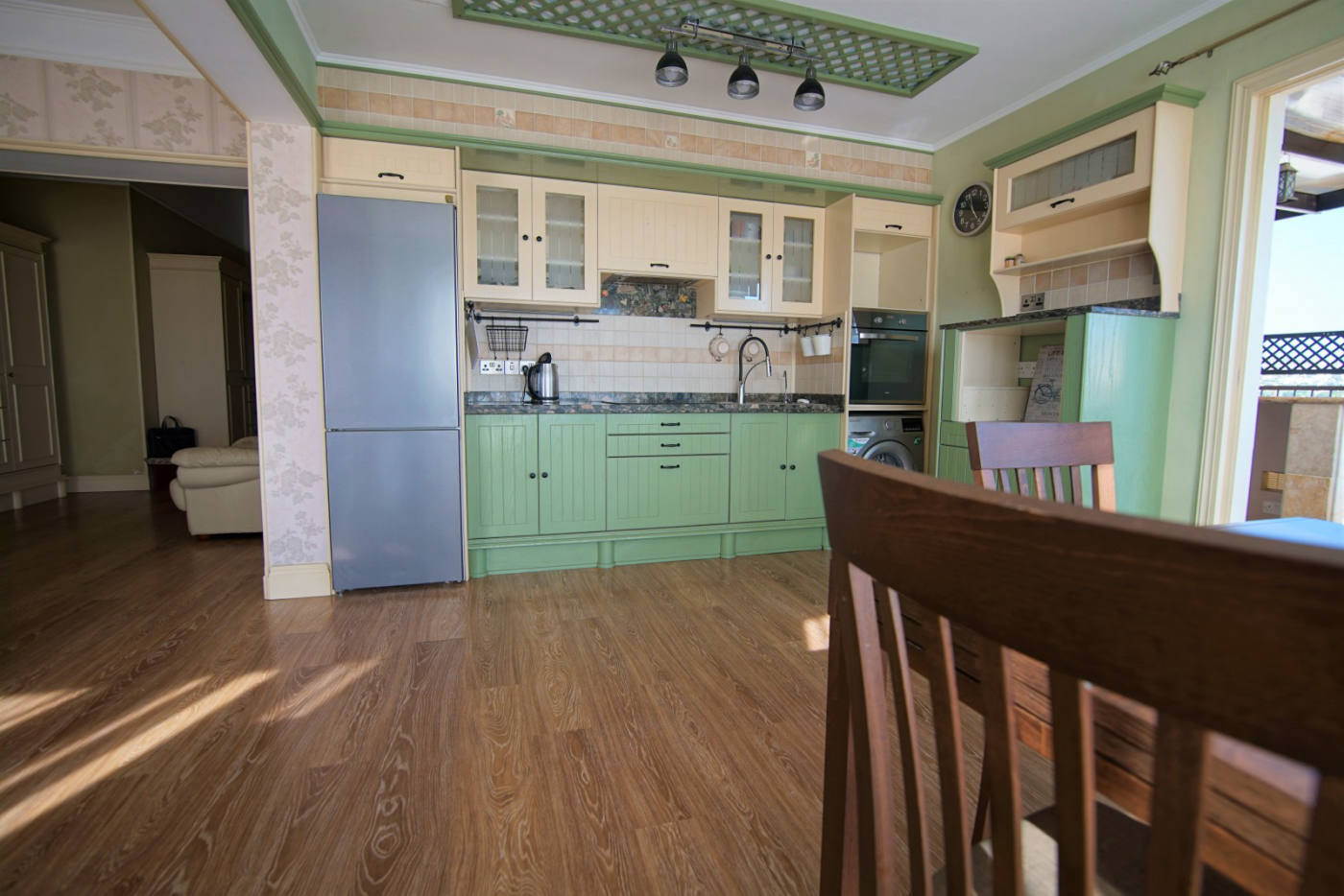 Квартира, 1292 м², 174 000$ — FAKTOR