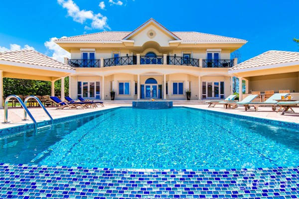 Дом, 6500 м², 6 395 000$ — FAKTOR