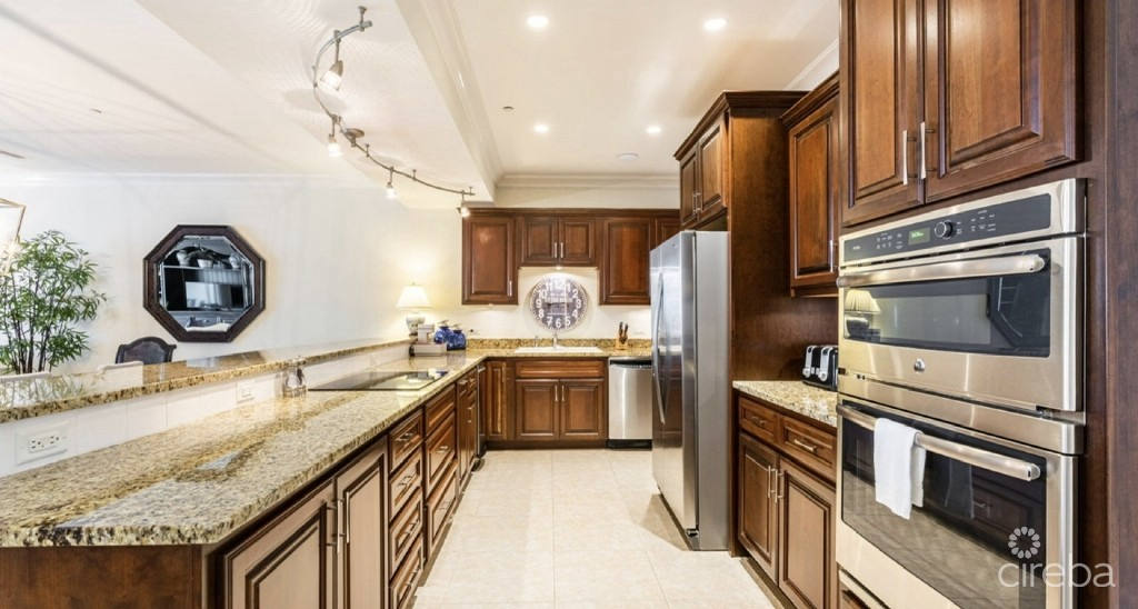 Квартира, 2860 м², 5 995 000$ — FAKTOR