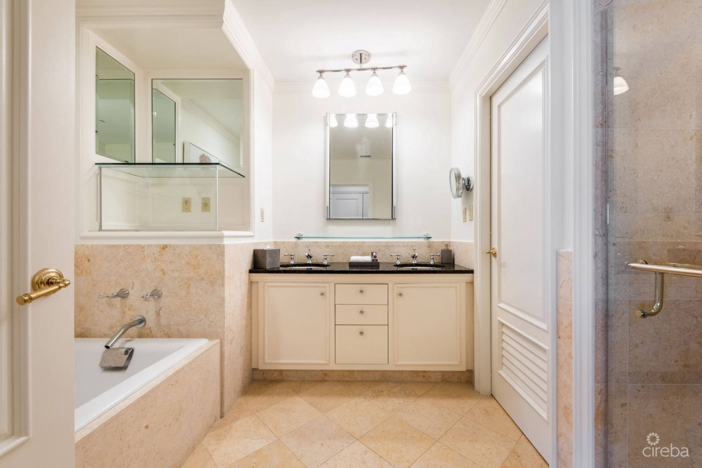 Квартира, 9280 м², 22 272 000$ — FAKTOR