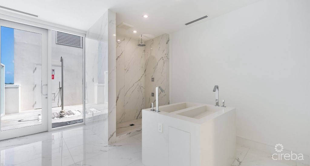 Квартира, 4406 м², 4 800 000$ — FAKTOR