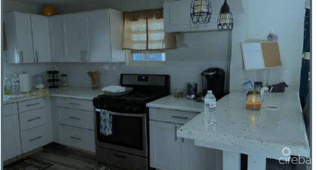 House, 2 795 m²