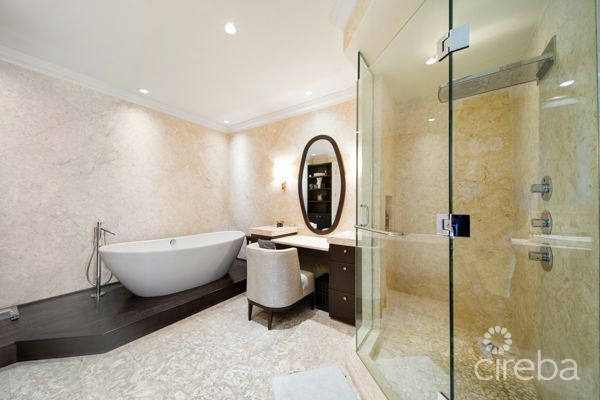 Квартира, 3293 м², 5 850 000$ — FAKTOR