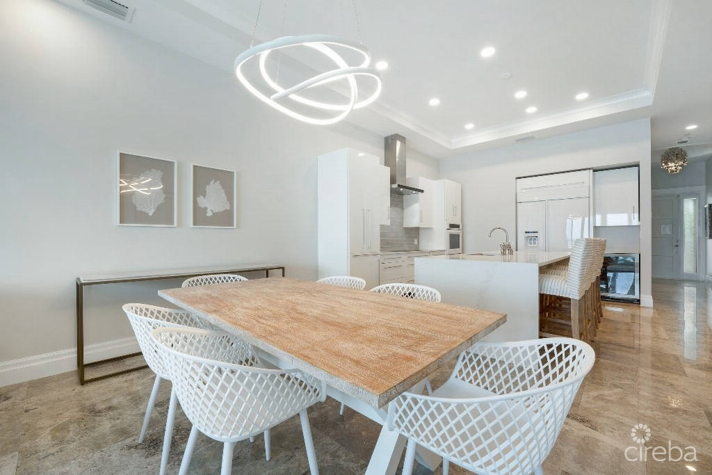 Квартира, 2120 м², 4 500 000$ — FAKTOR