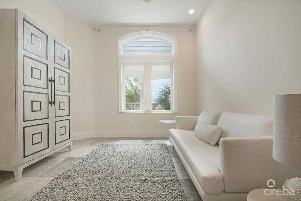 Квартира, 2120 м², 4 500 000$ — FAKTOR