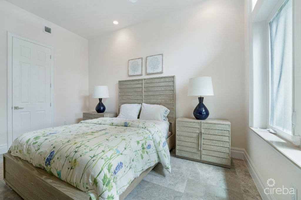 Квартира, 2120 м², 4 500 000$ — FAKTOR
