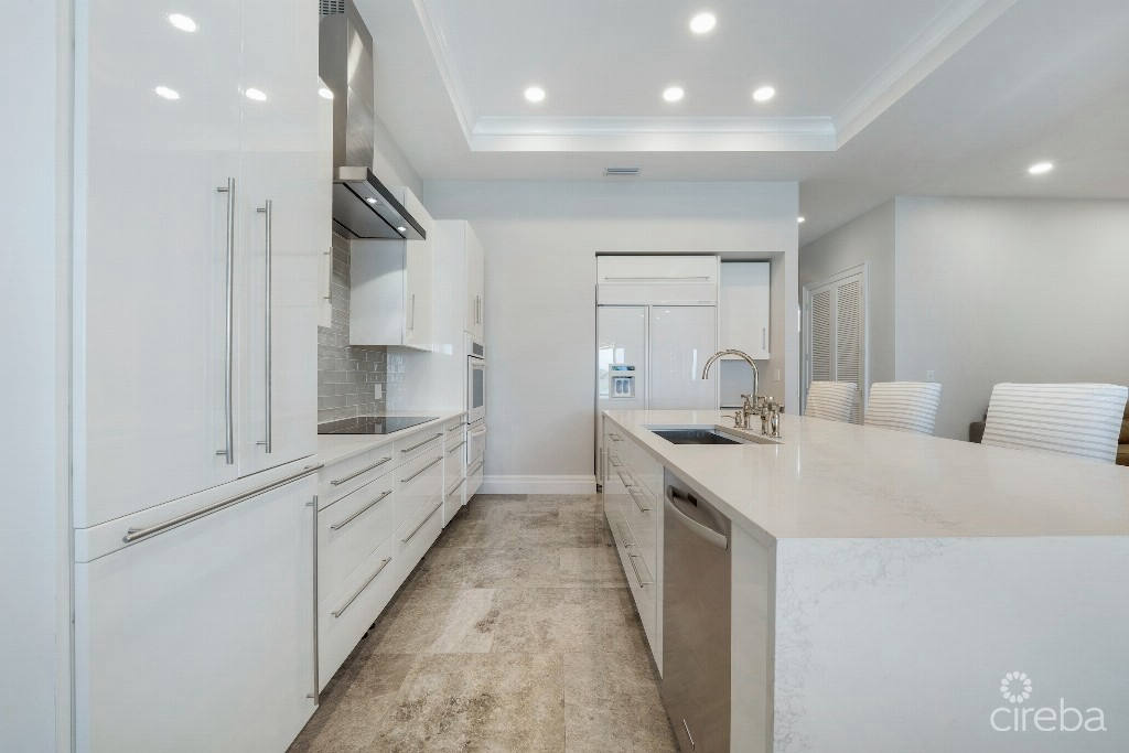 Квартира, 2120 м², 4 500 000$ — FAKTOR