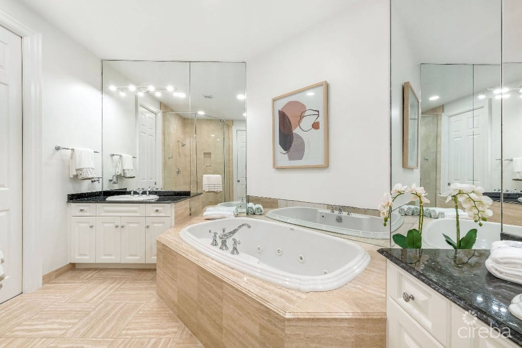 Квартира, 2120 м², 4 500 000$ — FAKTOR