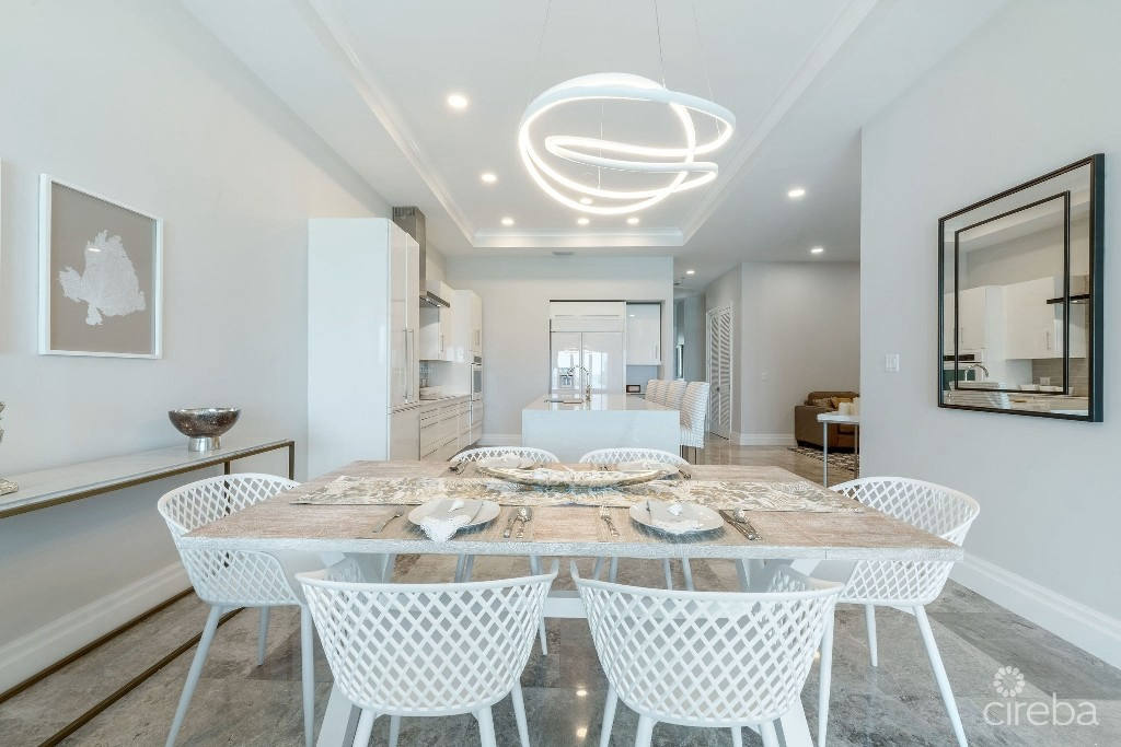 Квартира, 2120 м², 4 500 000$ — FAKTOR