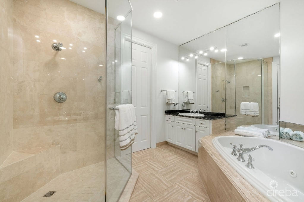 Квартира, 2120 м², 4 500 000$ — FAKTOR