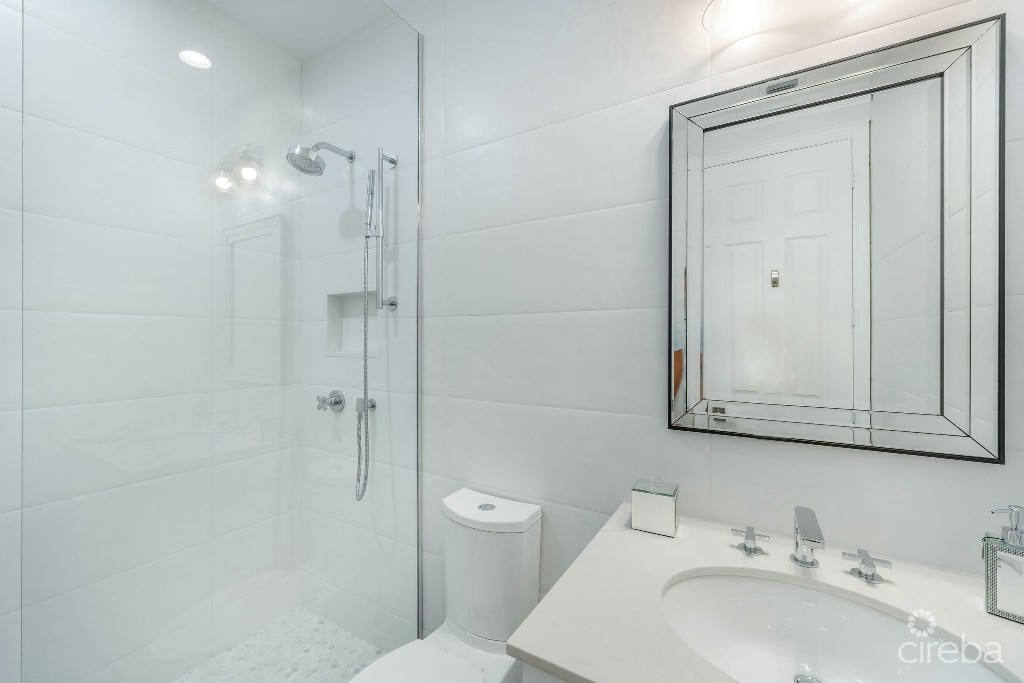 Квартира, 2120 м², 4 500 000$ — FAKTOR