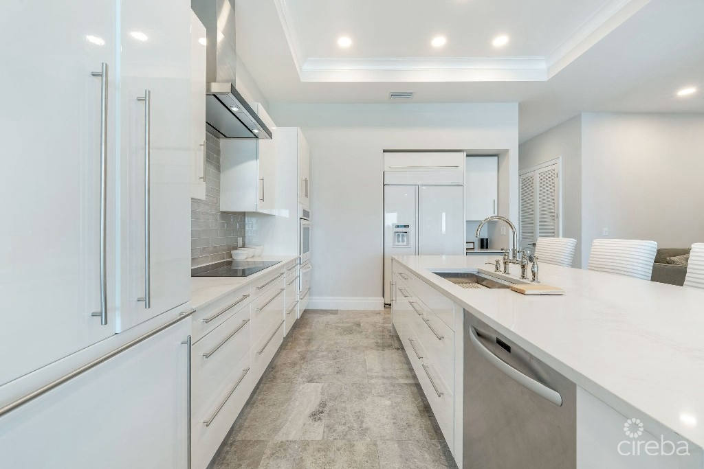 Квартира, 2120 м², 4 500 000$ — FAKTOR