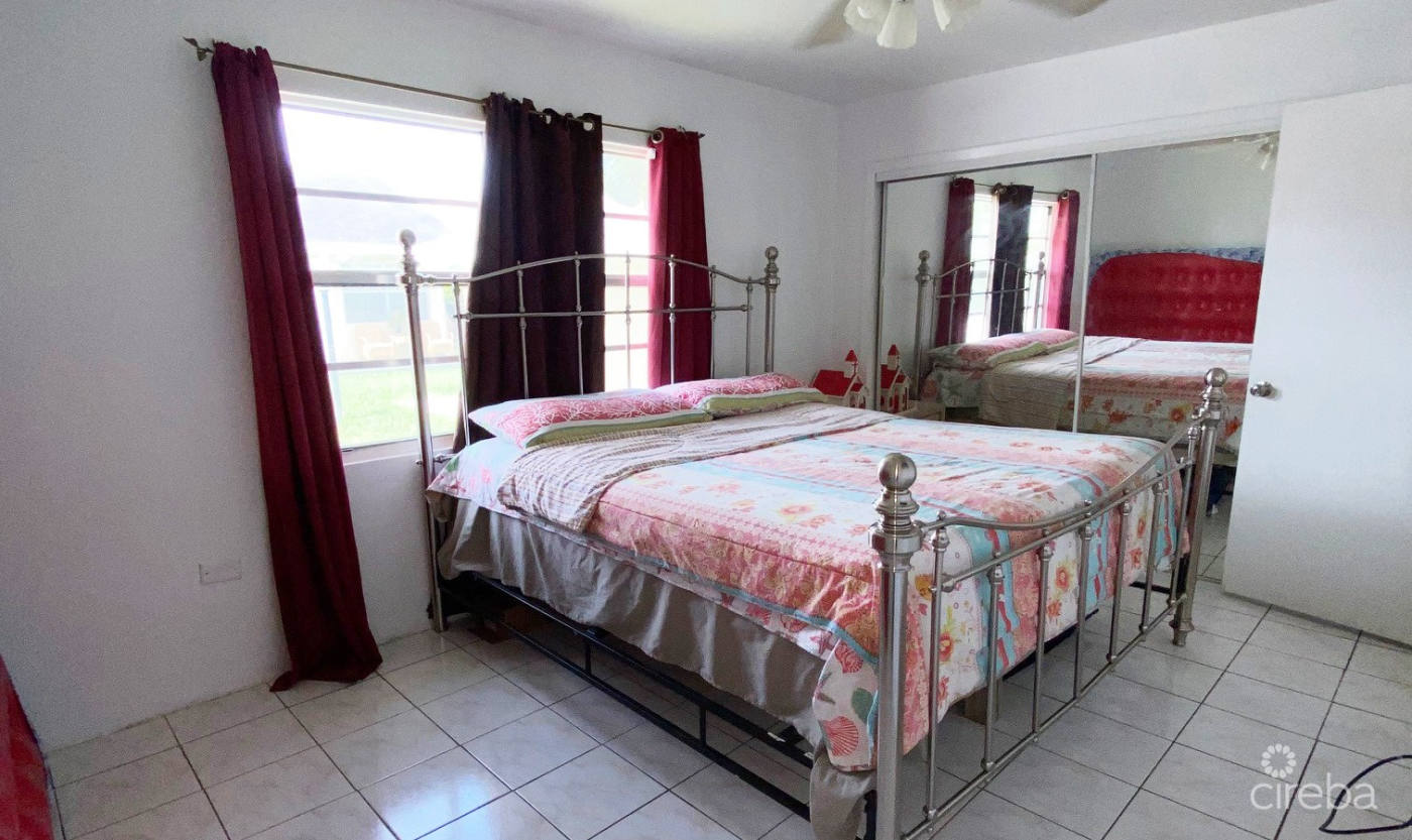 Квартира, 876 м², 325 000$ — FAKTOR