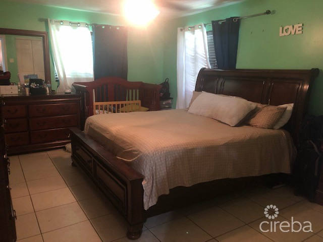 Квартира, 1040 м², 438 902$ — FAKTOR