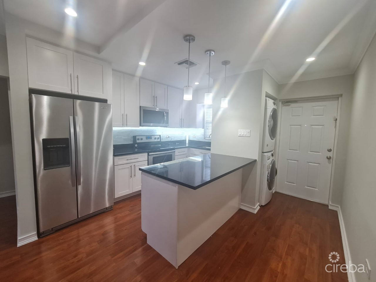 Квартира, 772 м², 445 121$ — FAKTOR
