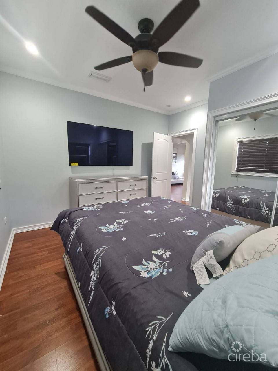 Квартира, 772 м², 445 121$ — FAKTOR