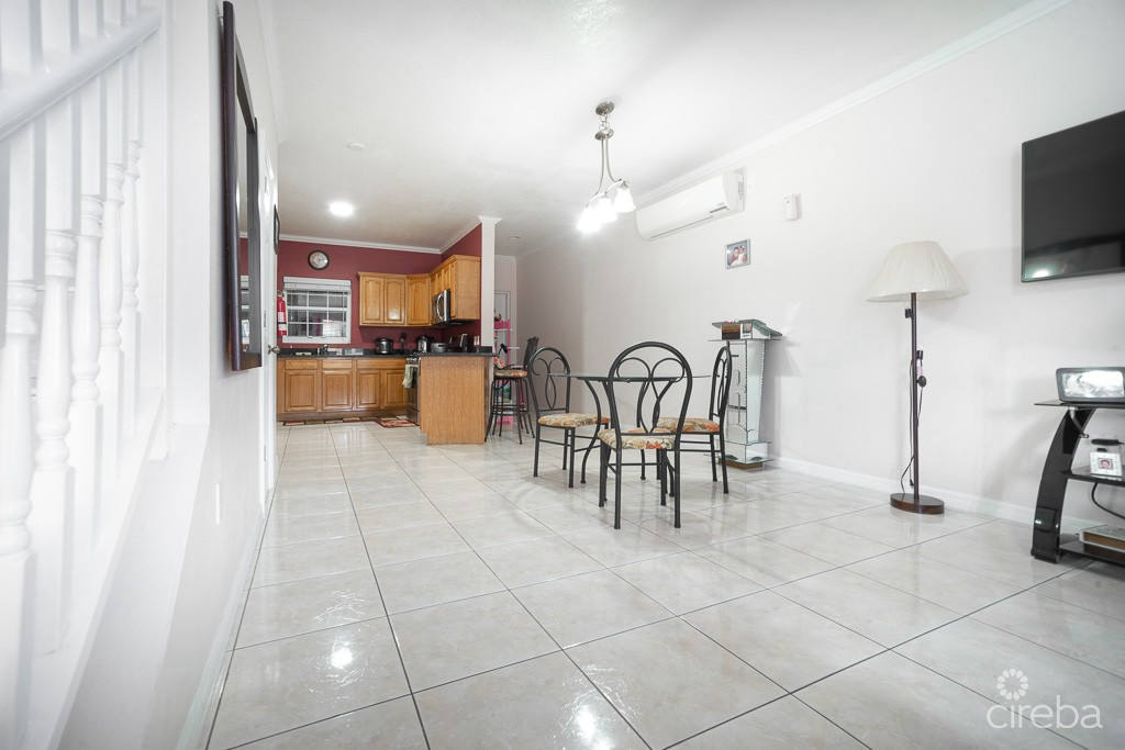 Квартира, 995 м², 486 585$ — FAKTOR